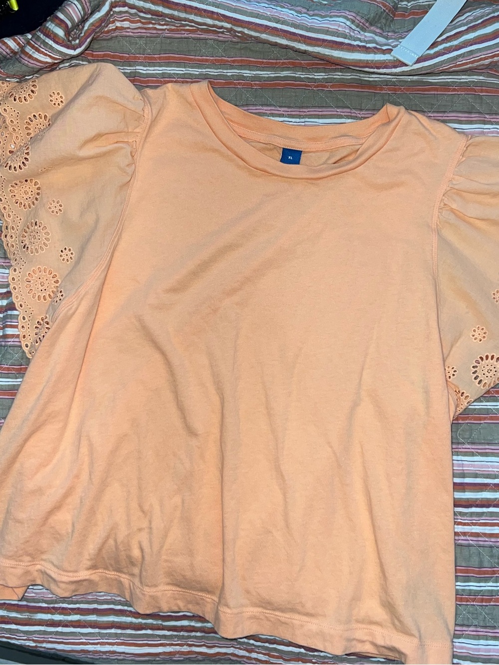 Old Navy~Peach Eyelet Puff-Sleeve Tee